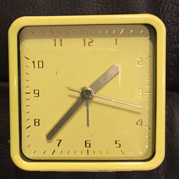 Alarm Clock - Picture 7 of 13